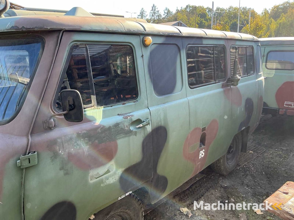 UAZ 452T-2 Geländewagen