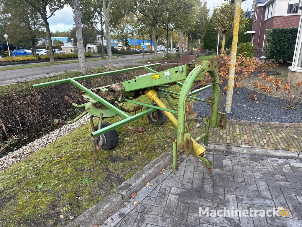 Krone Kw670/6 Heuwender