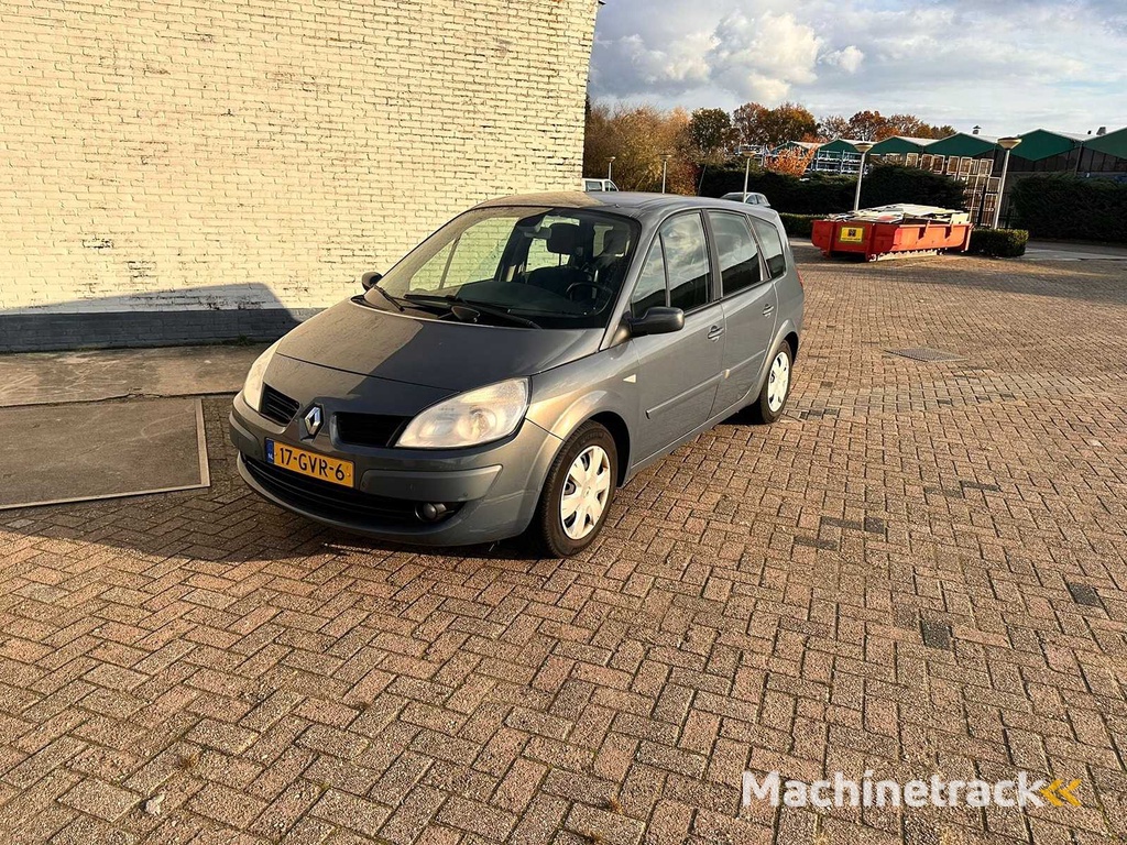 Renault - 2008 - Grand Scénic - 2.0-16V Business L. - 17-GVR-6