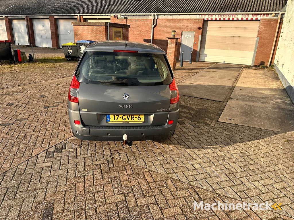 Renault - 2008 - Grand Scénic - 2.0-16V Business L. - 17-GVR-6