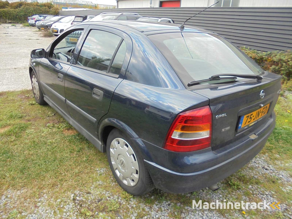 Opel - 2002 - Astra - 1.6-16V Edition - 75-JN-FD