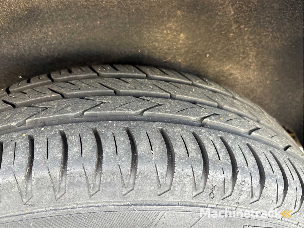 Ford - Transit Connect - T230L 1.8 TDCi - 50-VRH-4