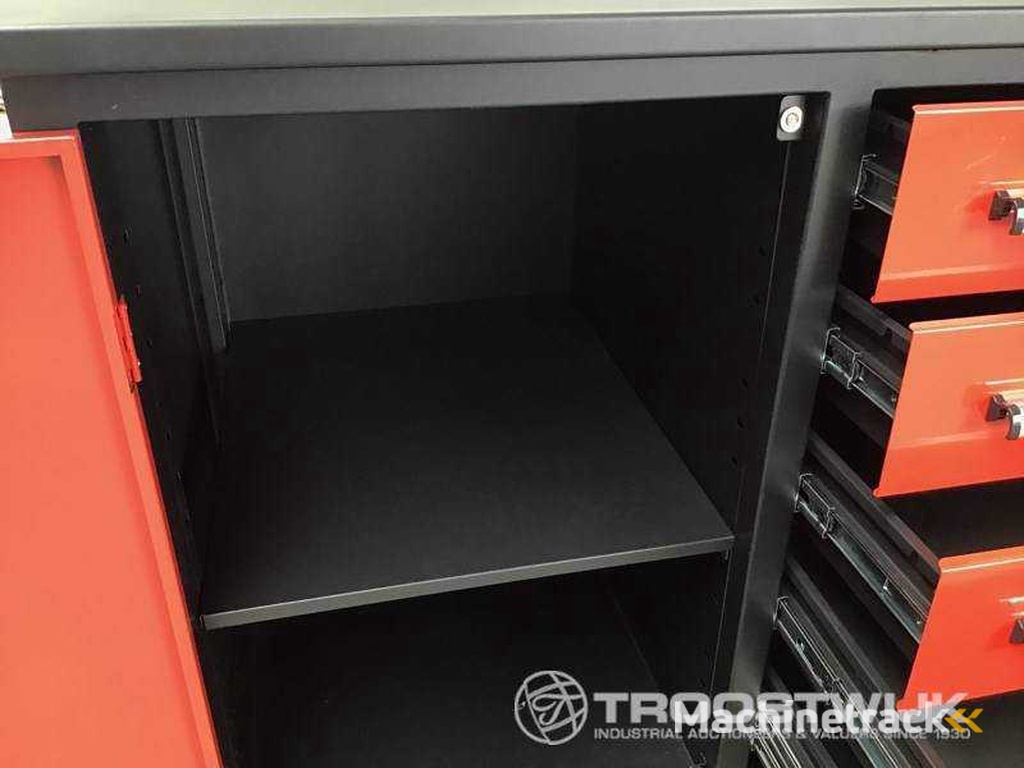 2025-Leichtgängig - 10FT-15D-2- 01C - Werkbank