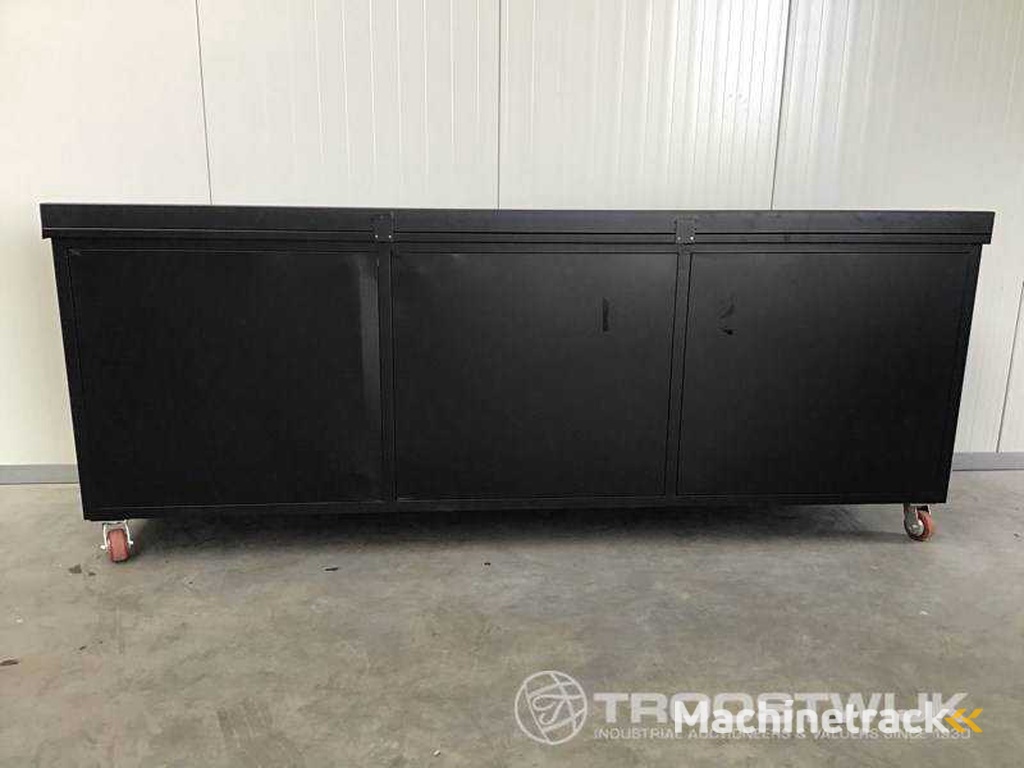 2025-Leichtgängig - 10FT-15D-2- 01C - Werkbank