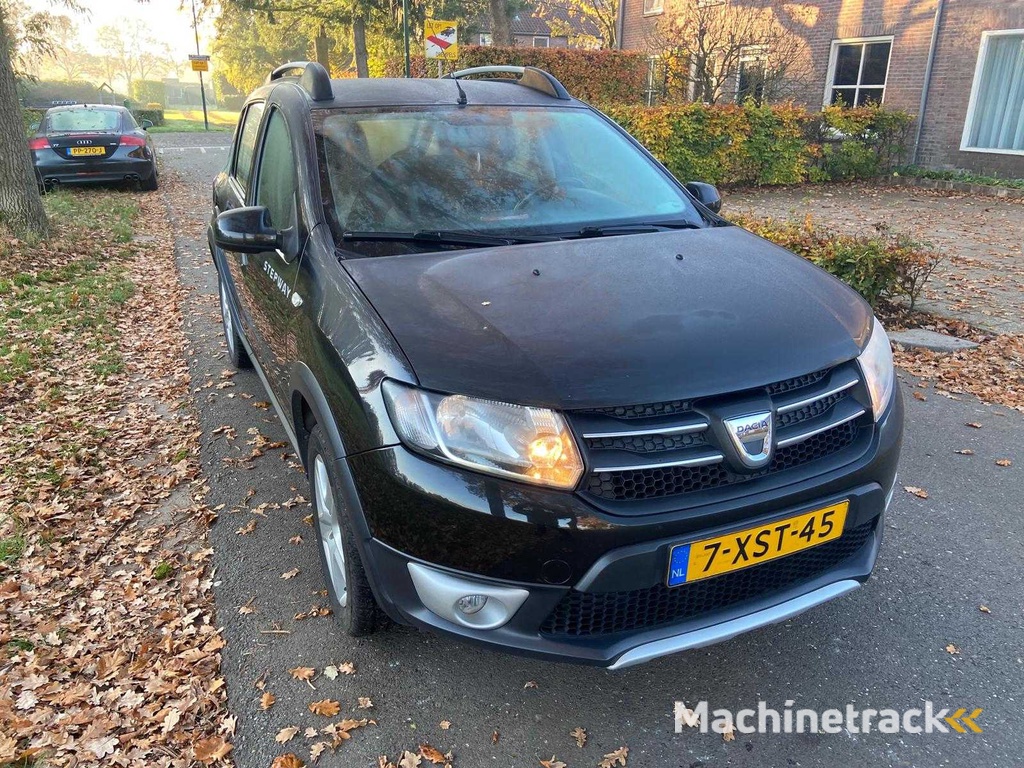 Dacia - 2014 - Sandero - 0.9 TCe Stepway Lau. - 7-XST-45
