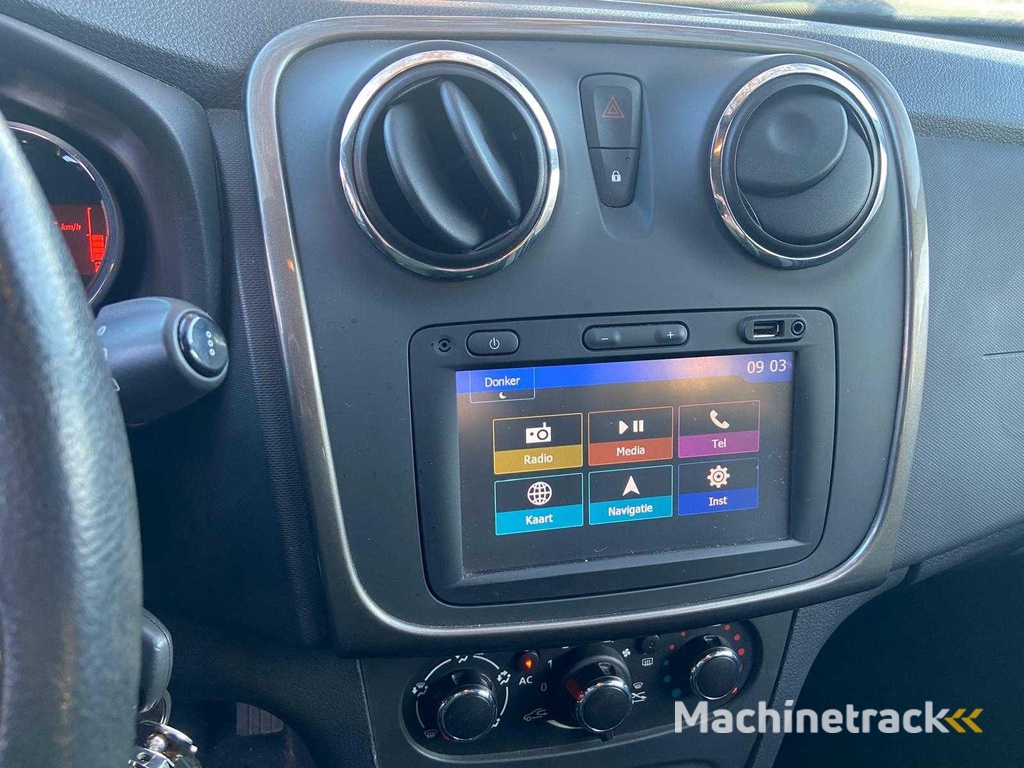 Dacia - 2014 - Sandero - 0.9 TCe Stepway Lau. - 7-XST-45