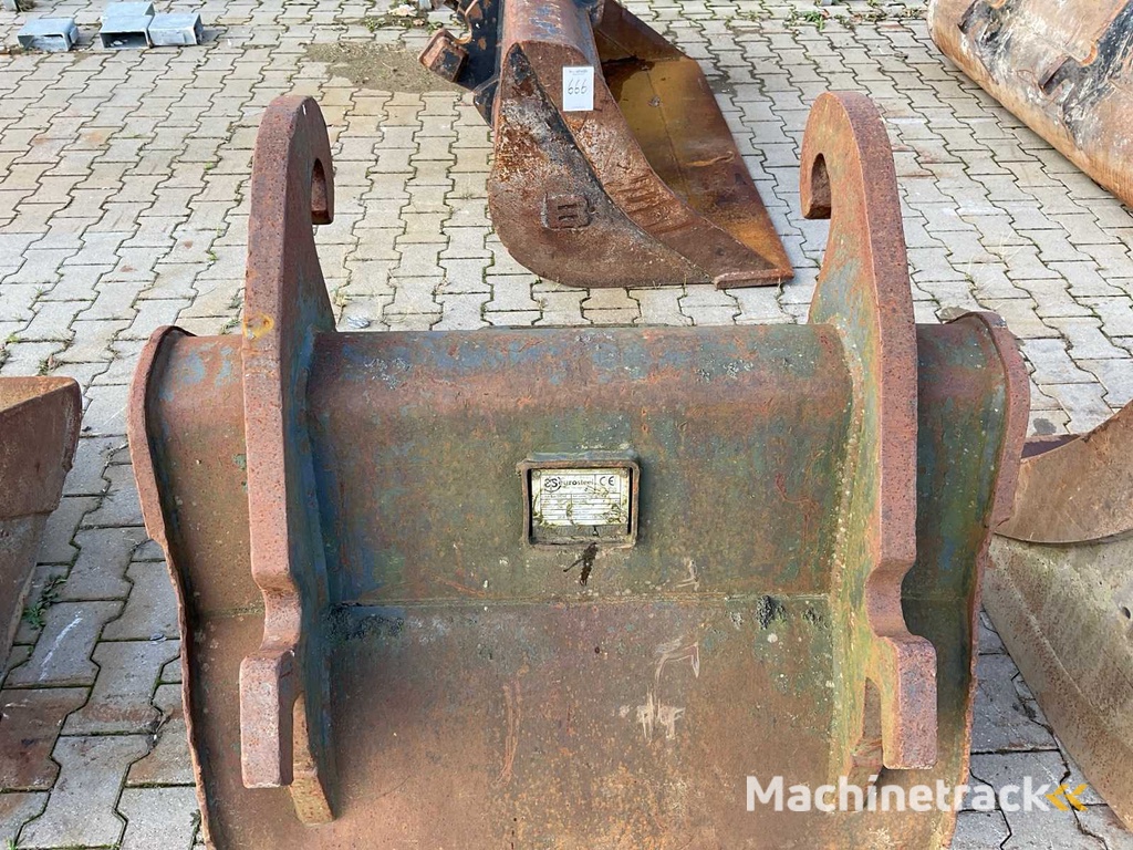 2010 Eurosteel Baggerschaufel CW30