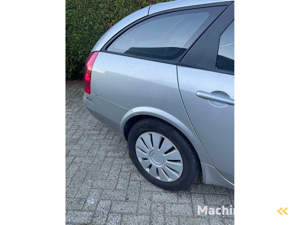 Nissan Primera Kombi 27-SV-KV