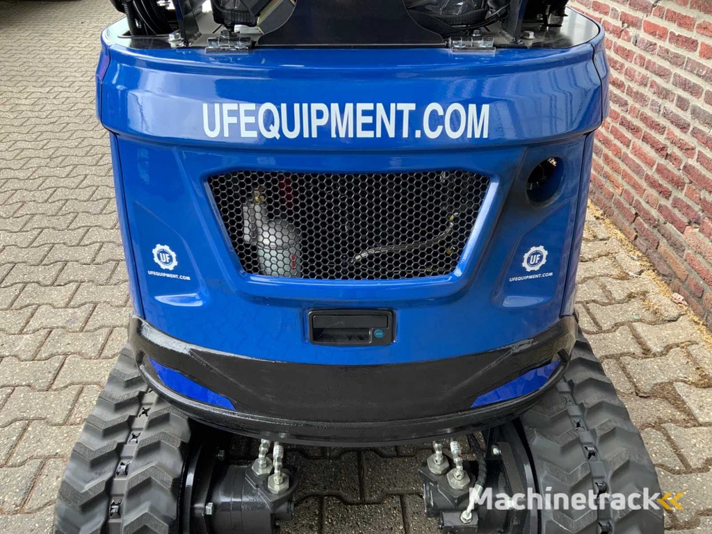 UF Equipment NM-18 Raupenbagger