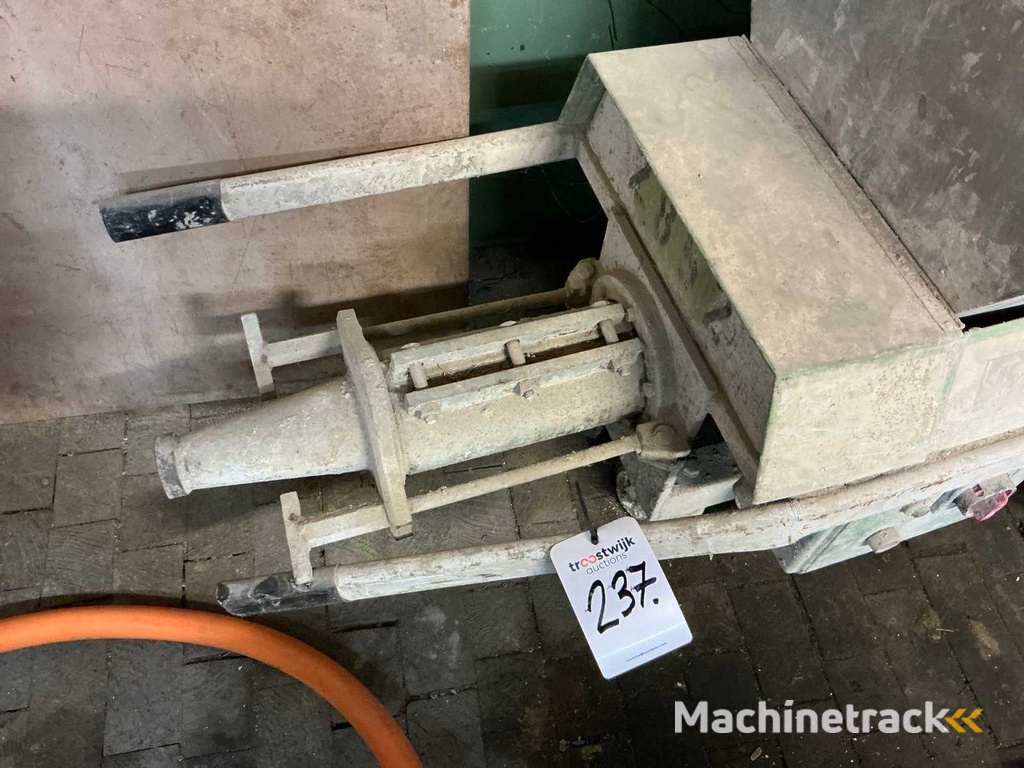 Kaiser Variojet 4-99 Pleistermachine