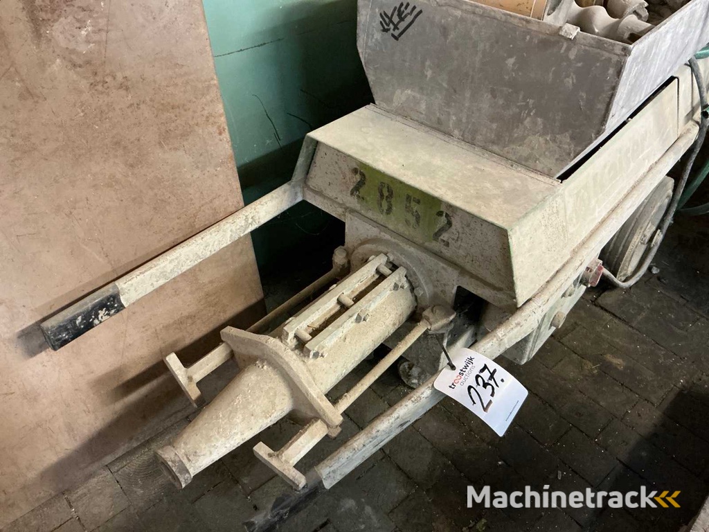 Kaiser Variojet 4-99 Pleistermachine