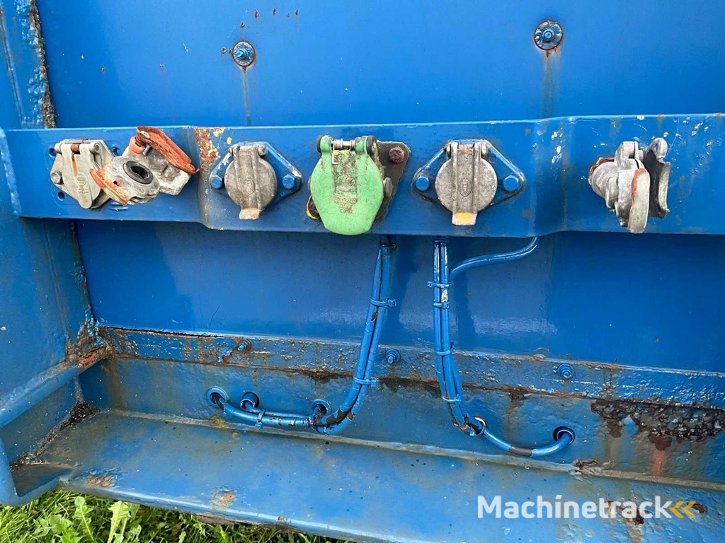 Netam-fruehauf - ONCRK Curtainsider trailer - Semi-trailer