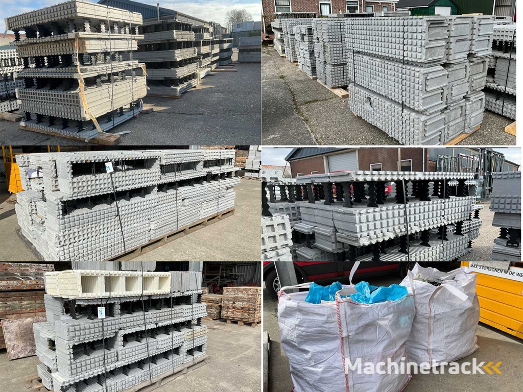 Polyform / EPS - Große Charge von isolierenden Schalungsbau-Wandelementen für den Passivbau