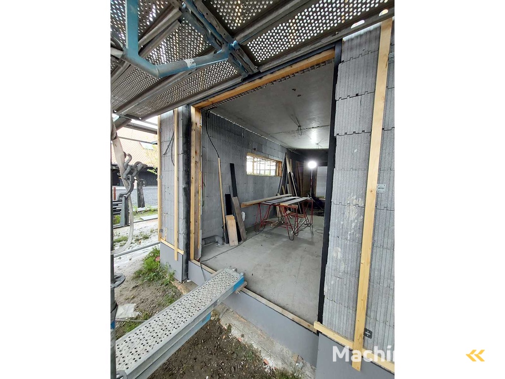 Polyform / EPS - Große Charge von isolierenden Schalungsbau-Wandelementen für den Passivbau