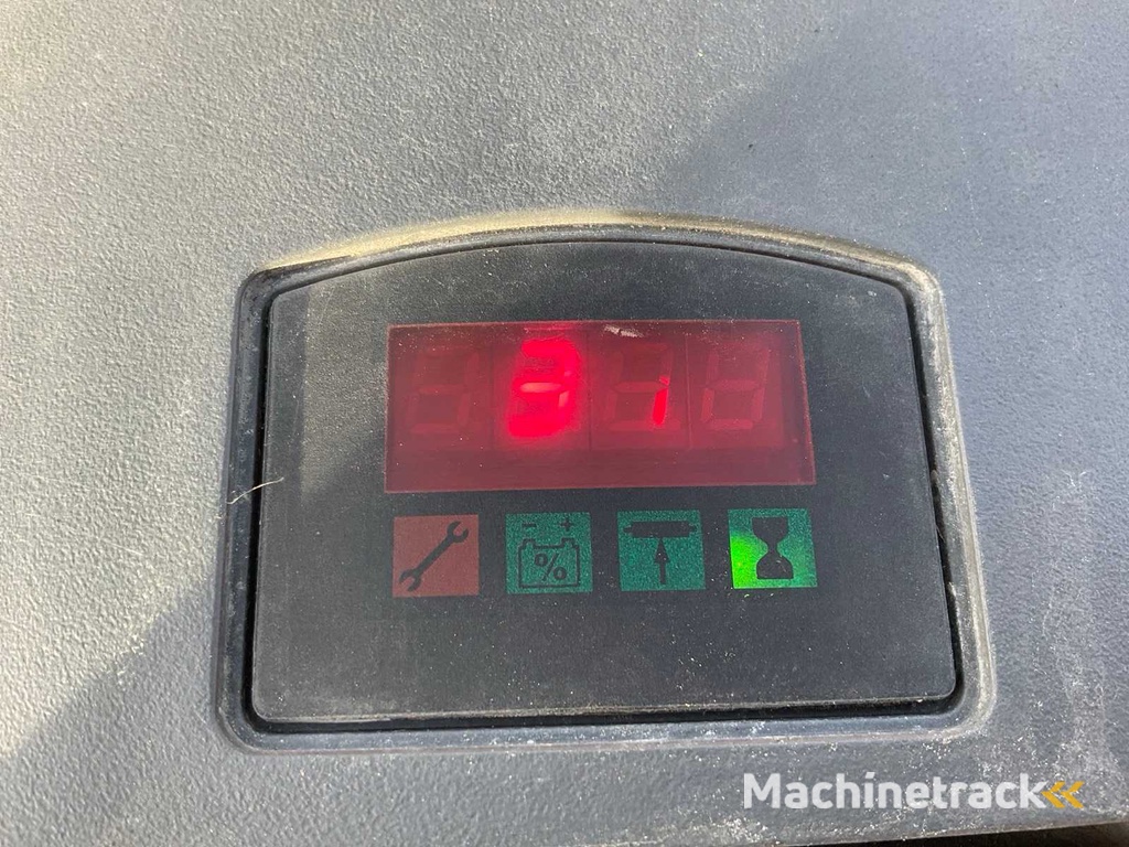 2012 BT SWE140 Elektrostapler