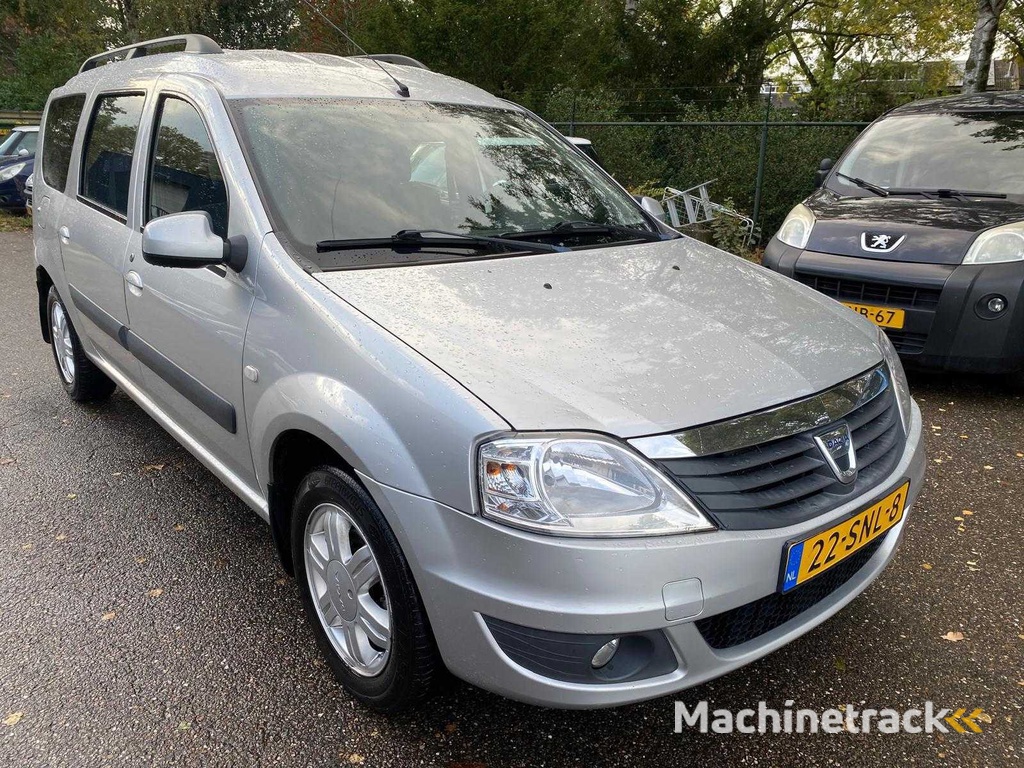 Dacia - 2011 - Logan MCV - 1,6 MPI Blackline - 22-SNL-8