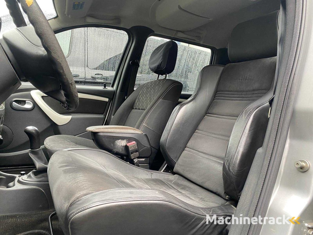 Dacia - 2011 - Logan MCV - 1,6 MPI Blackline - 22-SNL-8