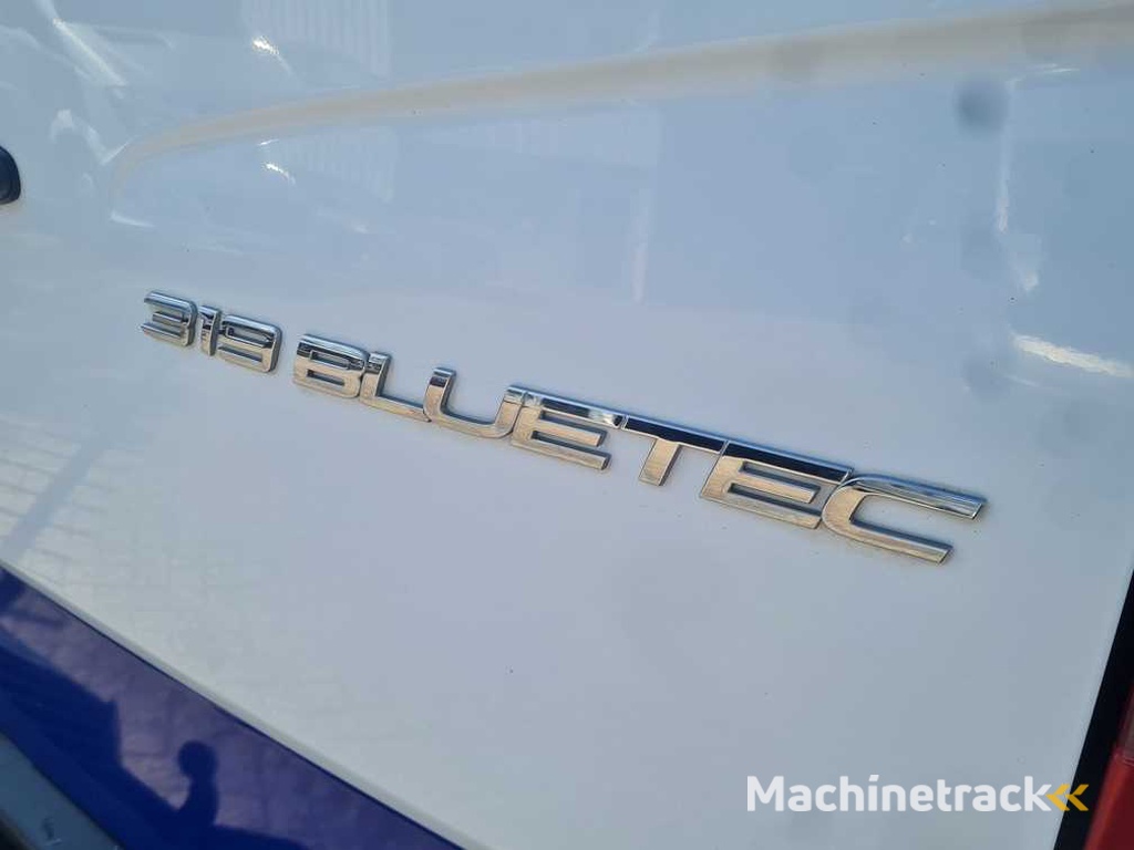 Mercedes-Benz - Sprinter - 319 3.0 CDI 366 DC - VF-119-P