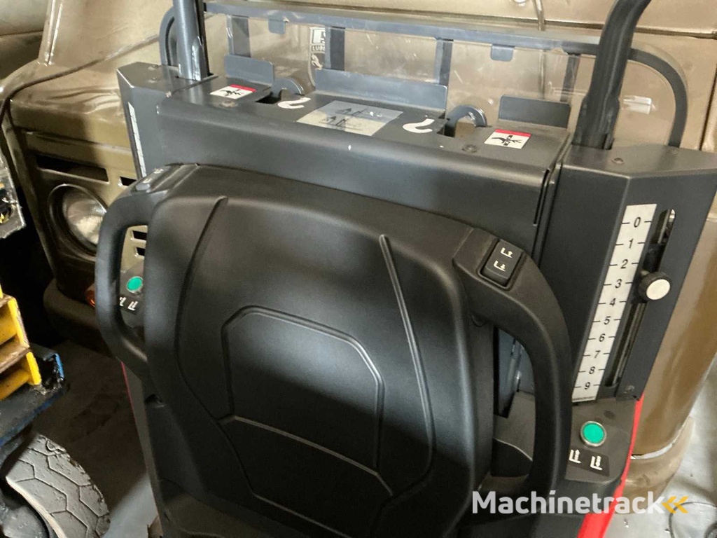 LINDE - N20CL -Electric Pallet Truck/Order picker tractor - 2020