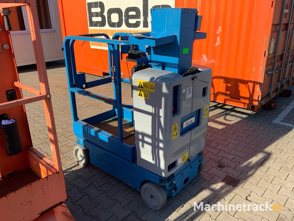 2011 Genie GRC-12 Hubarbeitsbühne / Personenaufzug