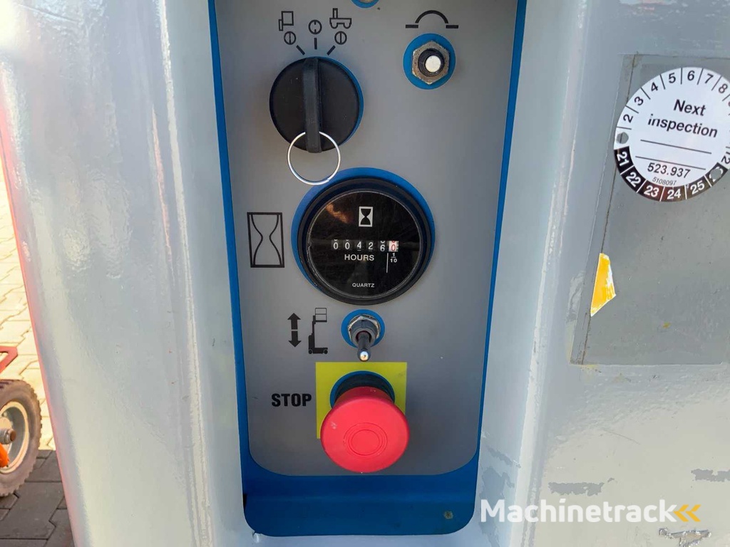 2011 Genie GRC-12 Hubarbeitsbühne / Personenaufzug