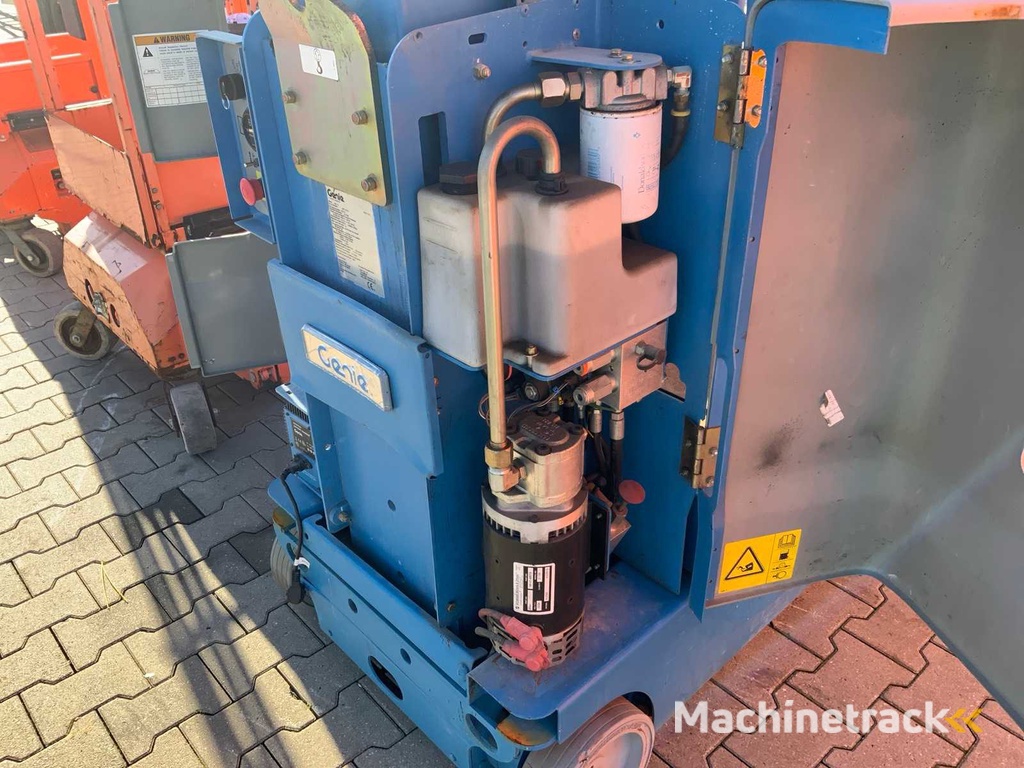 2011 Genie GRC-12 Hubarbeitsbühne / Personenaufzug