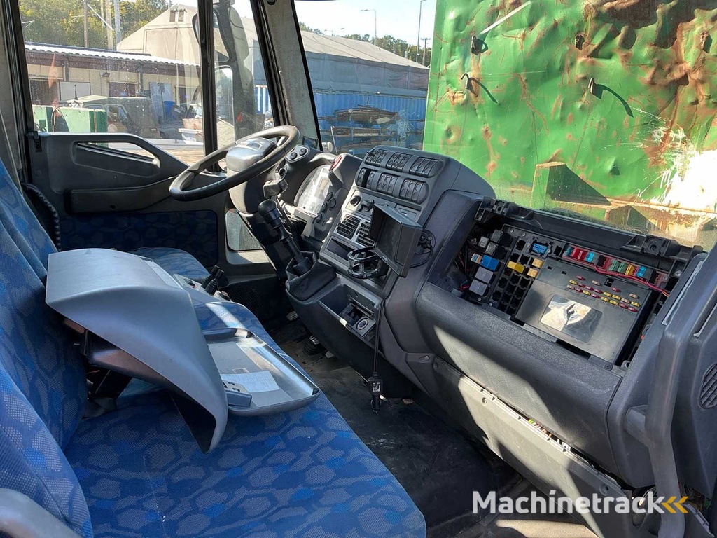 2007 IVECO 120E Abrollkipper