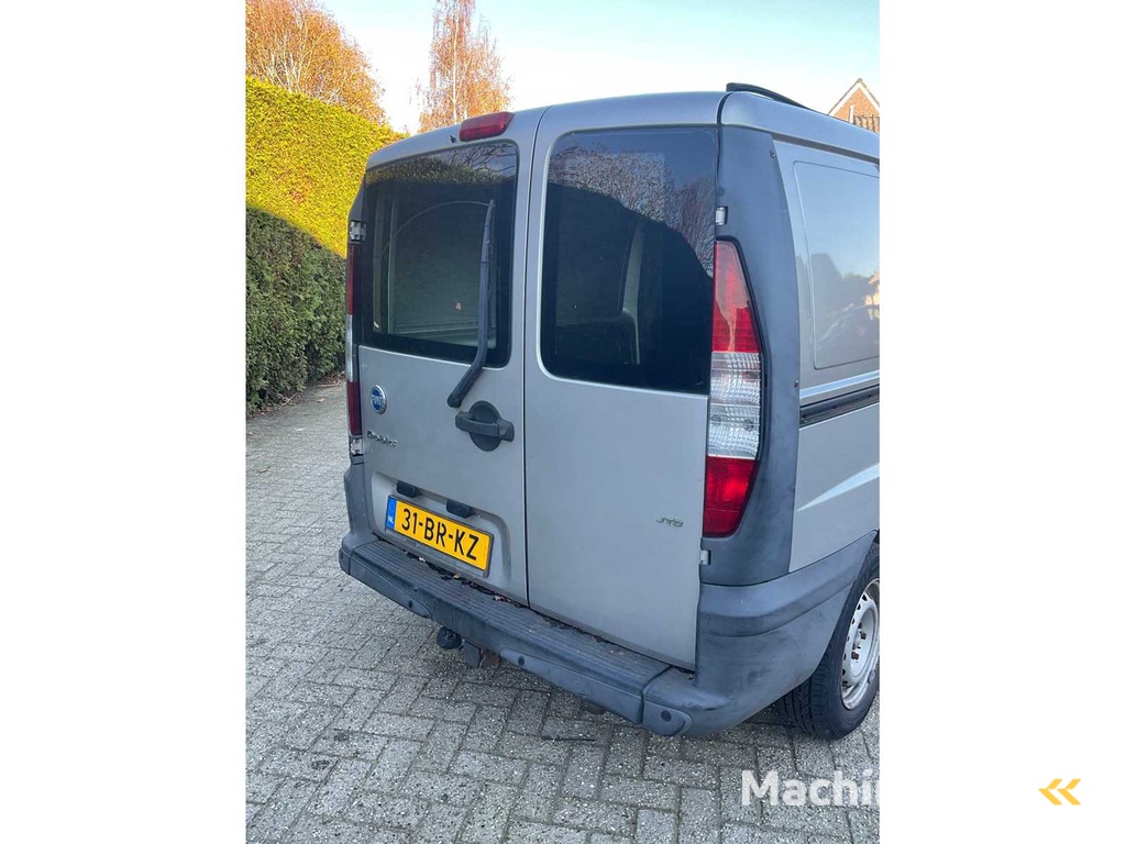 Fiat Doblò 31-BR-KZ