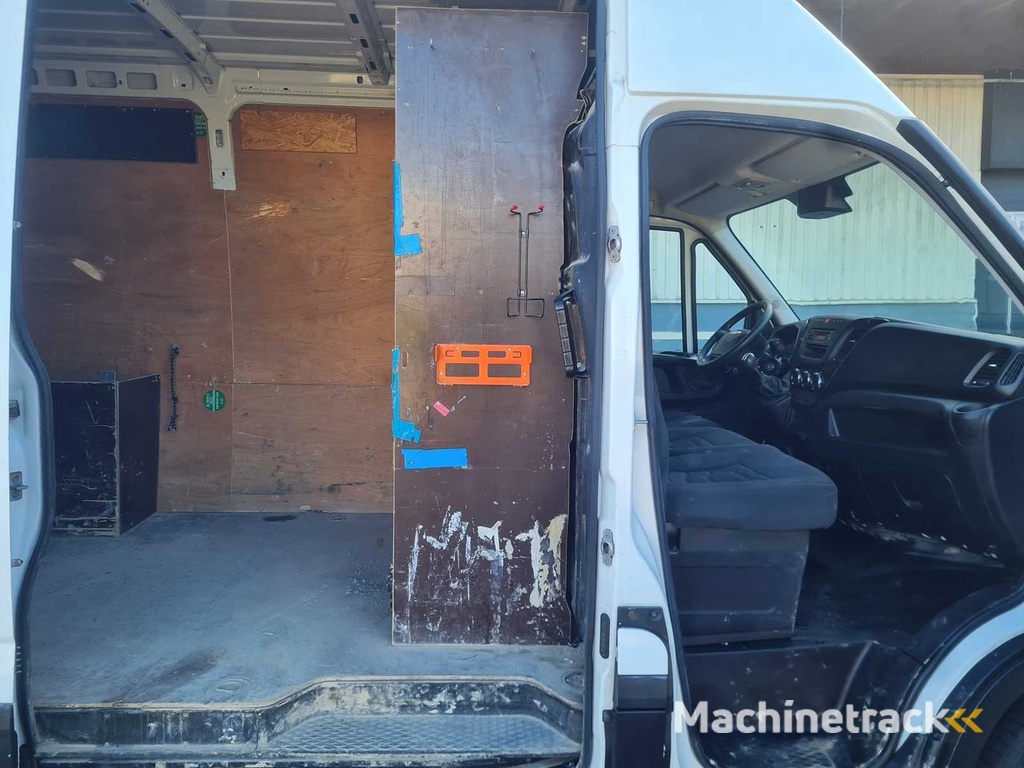 Iveco - Täglich - 35S15V 2.3 352 H2 L - V-038-PR