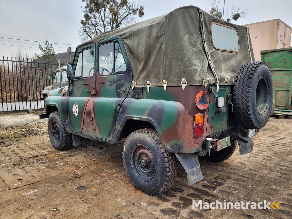 Geländewagen UAZ 469-B