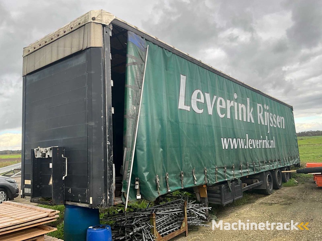Schmitz - SCS Sliding tarpaulin trailer - Semi-trailer