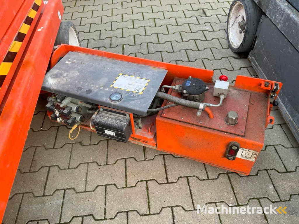 2015 SkyJack SJ III 3220 Hubarbeitsbühne