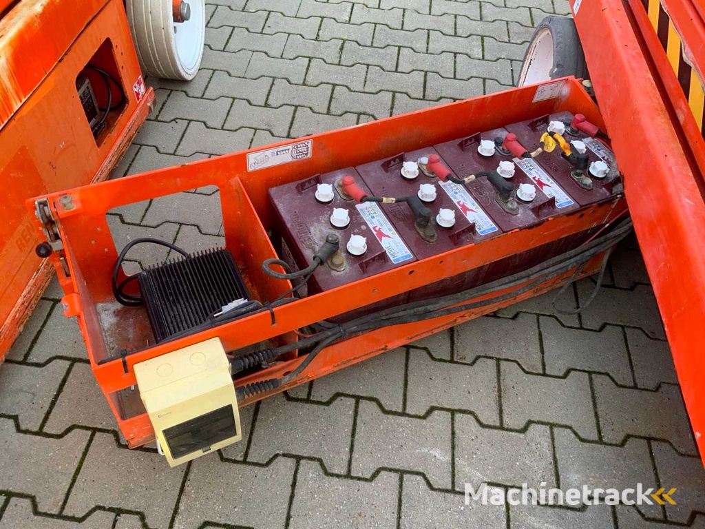 2015 SkyJack SJ III 3220 Hubarbeitsbühne