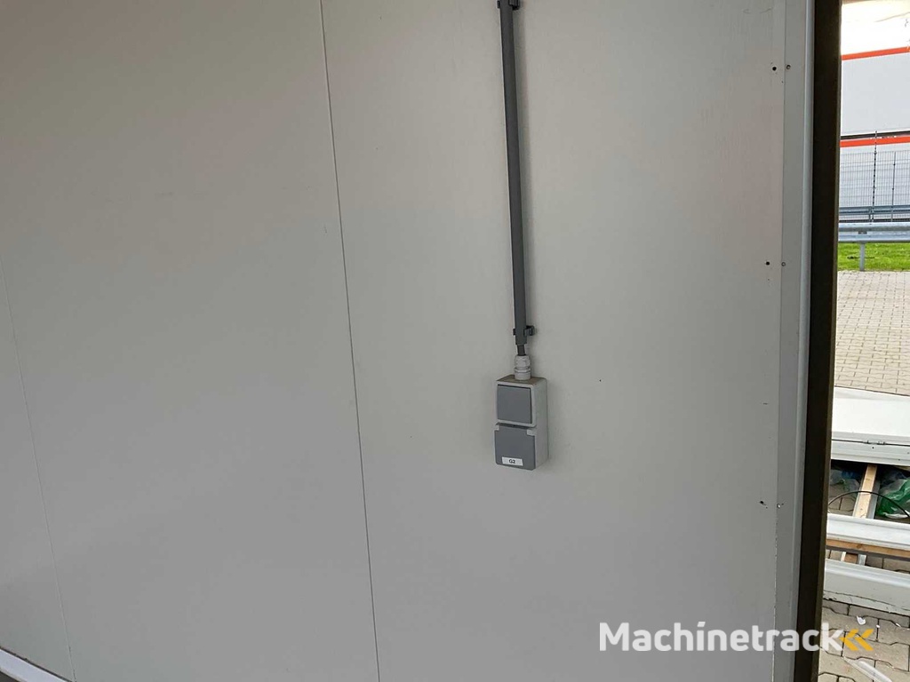 Stützeinheit / Schalteinheit