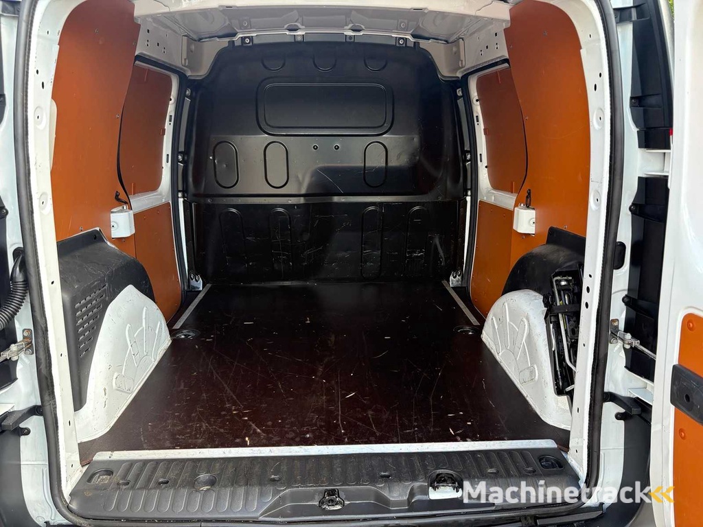 Renault - Kangoo - 1.5 dCi 90 Komfort - V-834-PB