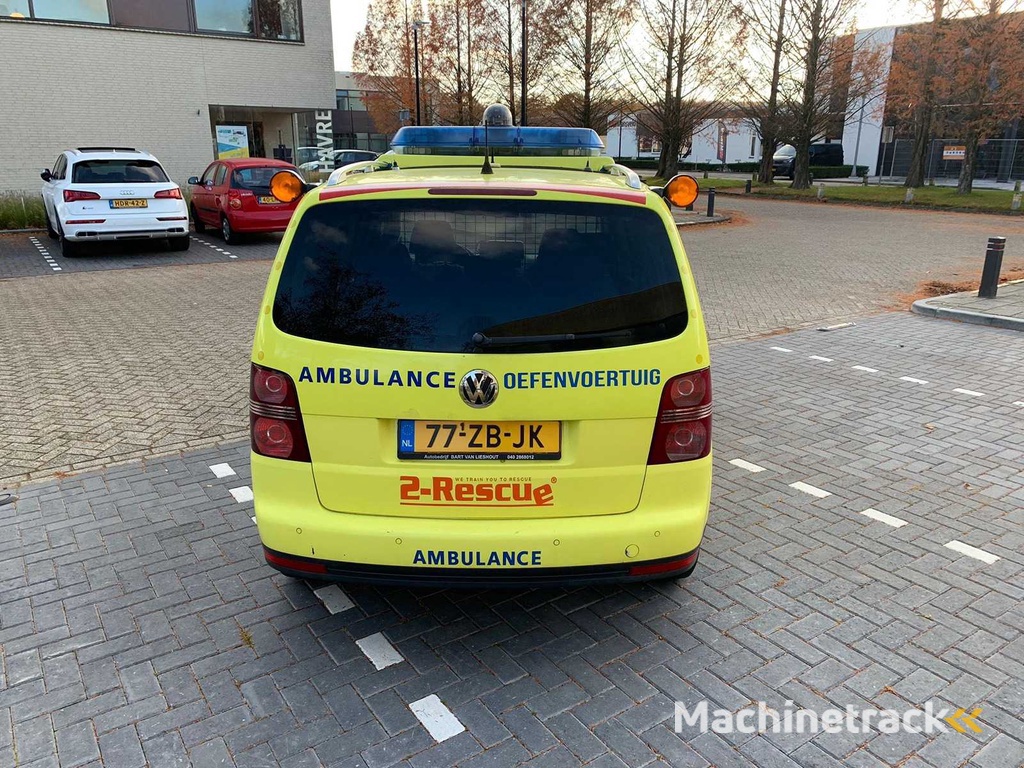 Volkswagen - 2007 - Touran - 2.0 TDI Highline - 77-ZB-JK