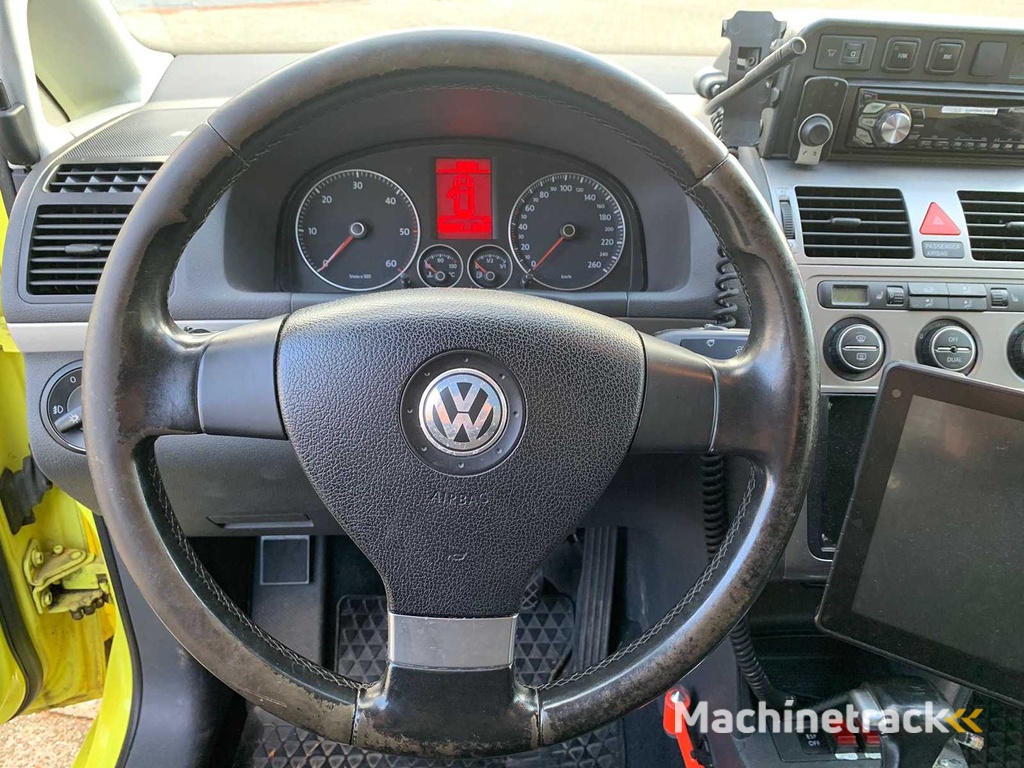 Volkswagen - 2007 - Touran - 2.0 TDI Highline - 77-ZB-JK