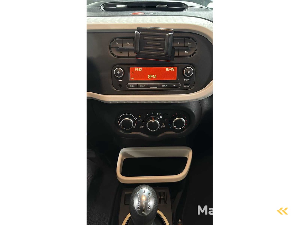 Renault - 2015 - Twingo - 1.0 SCe Ausdruck - 4-ZFN-07