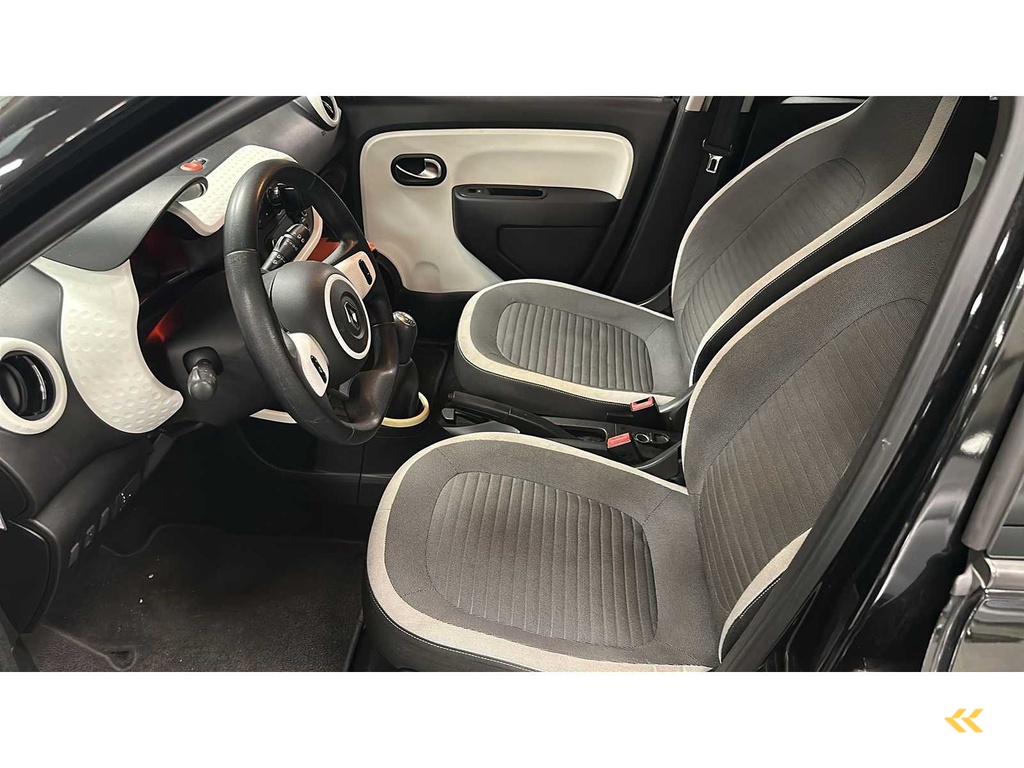 Renault - 2015 - Twingo - 1.0 SCe Ausdruck - 4-ZFN-07