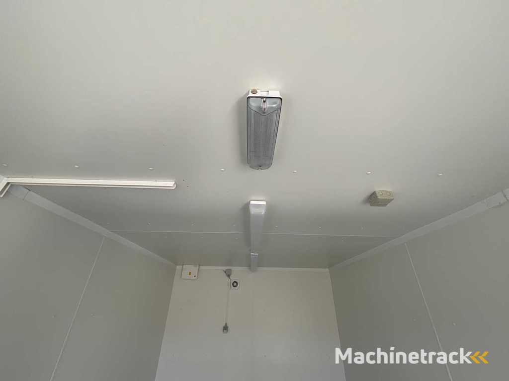 2016 Niebo 9110 Stützeinheit