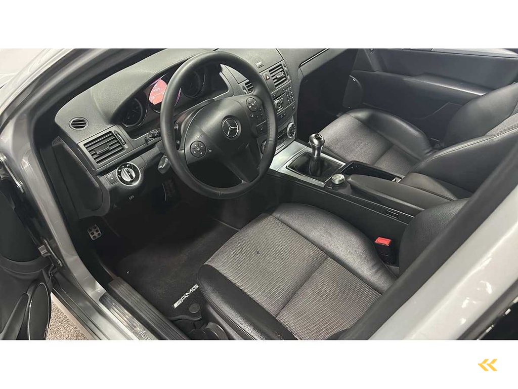 Mercedes-Benz - 2010 - C-Klasse - 200 CGI BE. BnsCl Av. - XZ-642-F