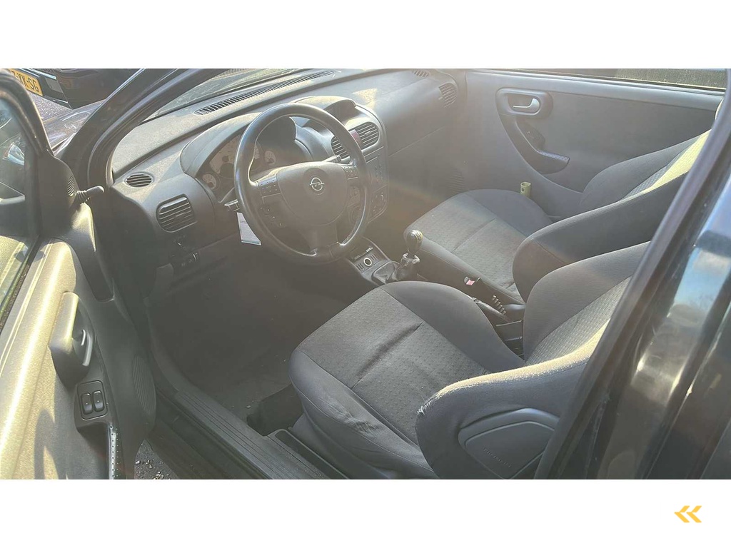 Opel - 2002 - Corsa - 1.2-16V Komfort - 83-SKD-1