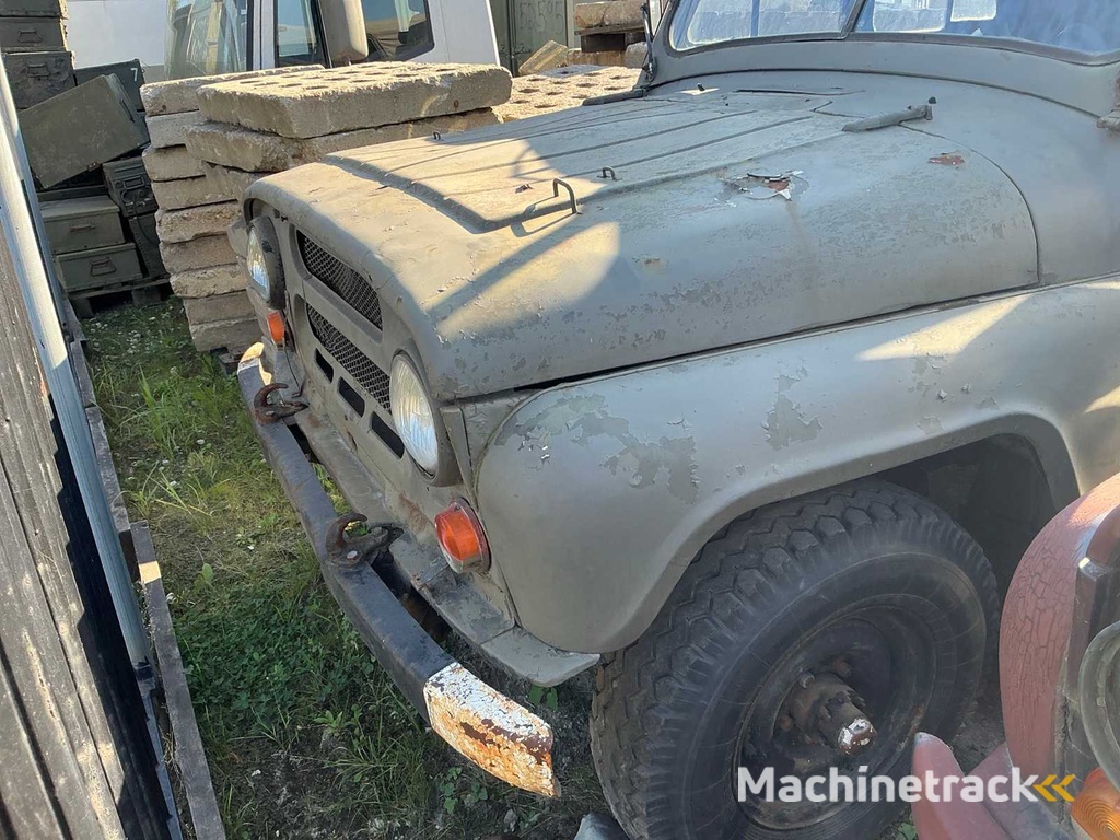 1975 UAZ 469B Geländewagen