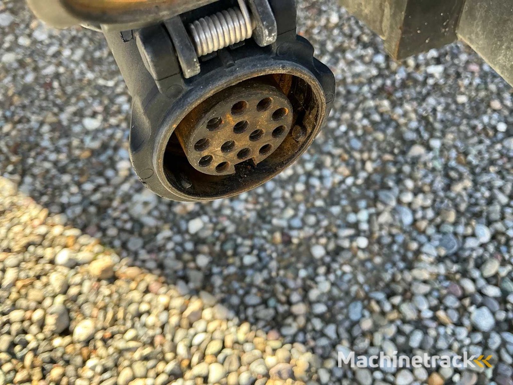 2016 Peugeot 2.2 HDI 335 Boxer bestelwagen met dubbele cabine en laadbrug