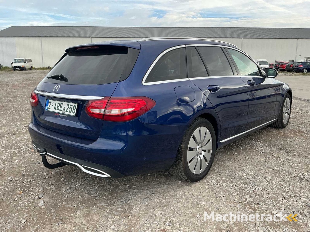 2015 Mercedes-Benz C220 Bluetec