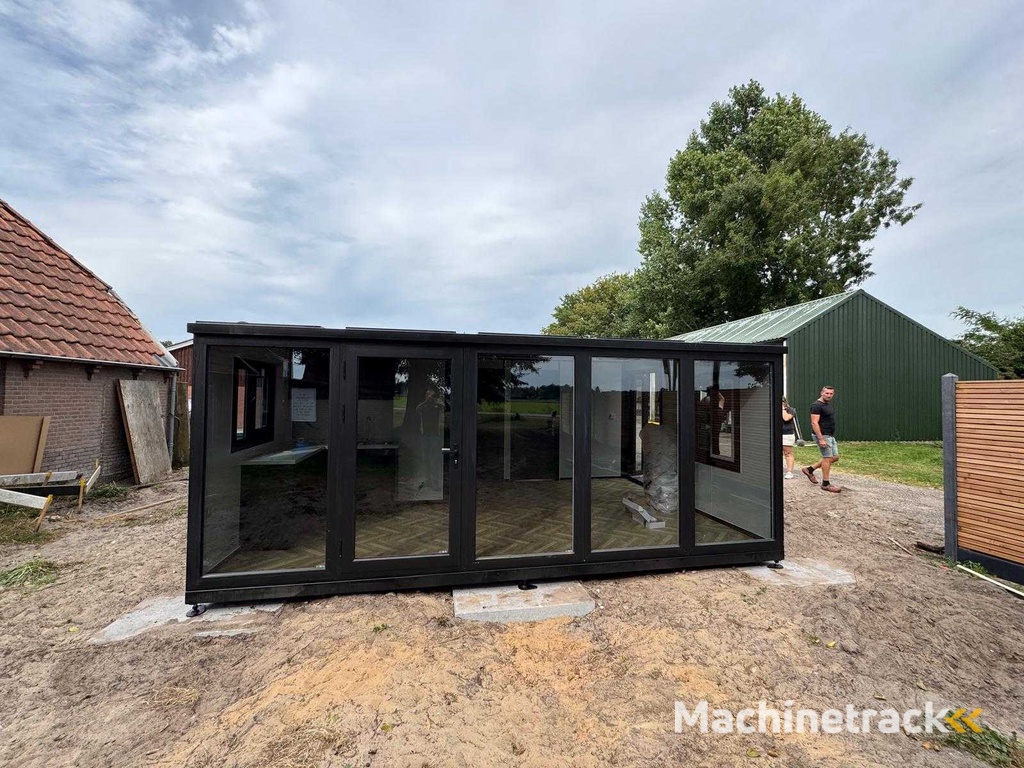 2025 Rhino Houses 36,5 m2 met Glazen wand, 2 slaapkamers, badkamer en keuken Mobiele woonunit / Tiny house