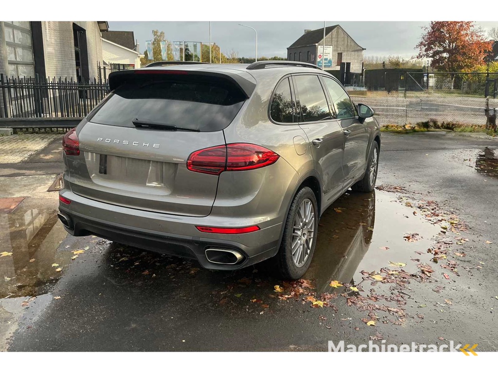 2016 Porsche Cayenne SUV Pkw