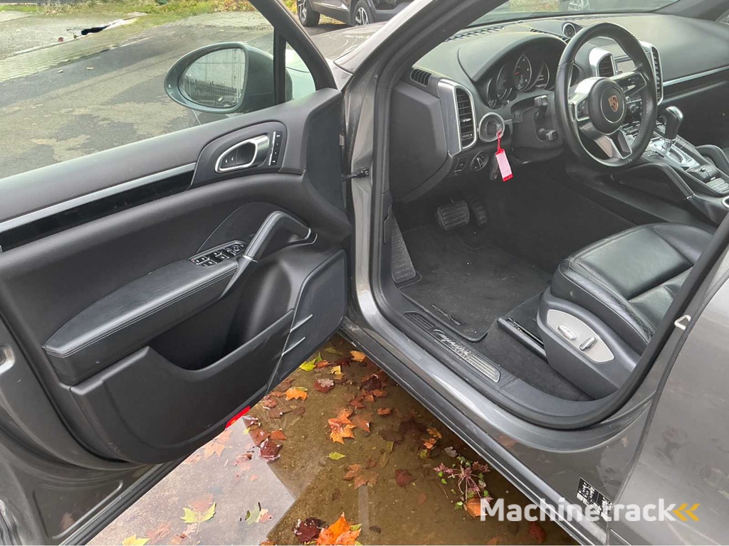2016 Porsche Cayenne SUV Pkw