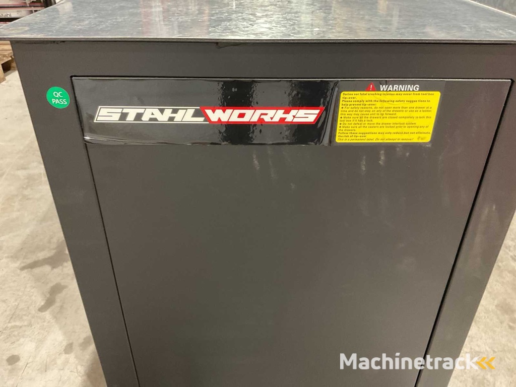 Stahlworks 4 laden, 4 kastdeuren / In hoogte verstelbaar Zwarte Werkbank