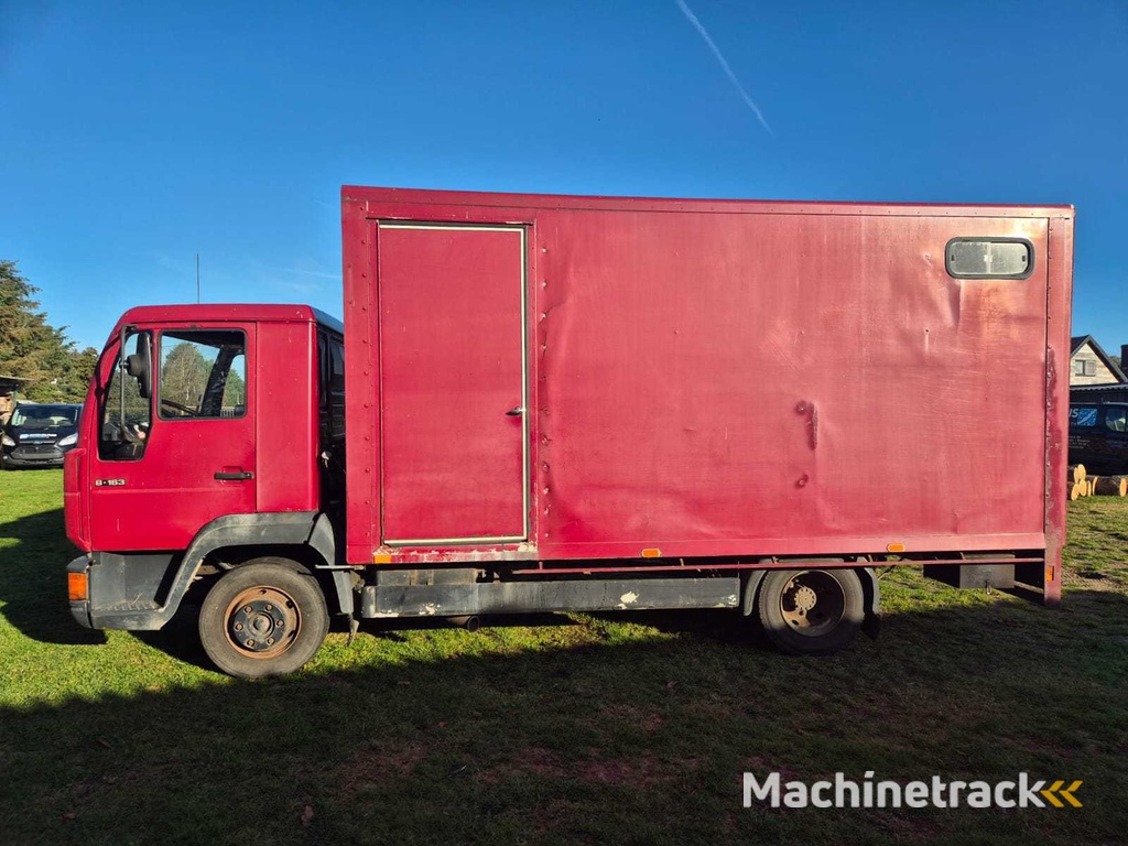 MAN L 75F Horse trailer 1994